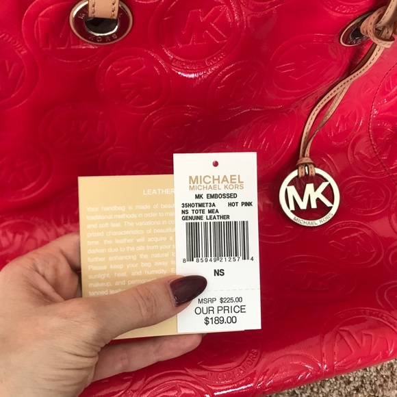 Michael Kors Embossed Monogram Handbag & Matching Wallet - Picture 8 of 8